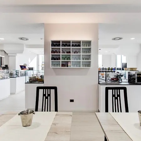 Vela D'oro 3* 里米尼