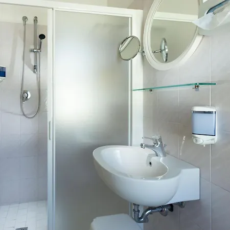 Vela D'oro Hotel 3*